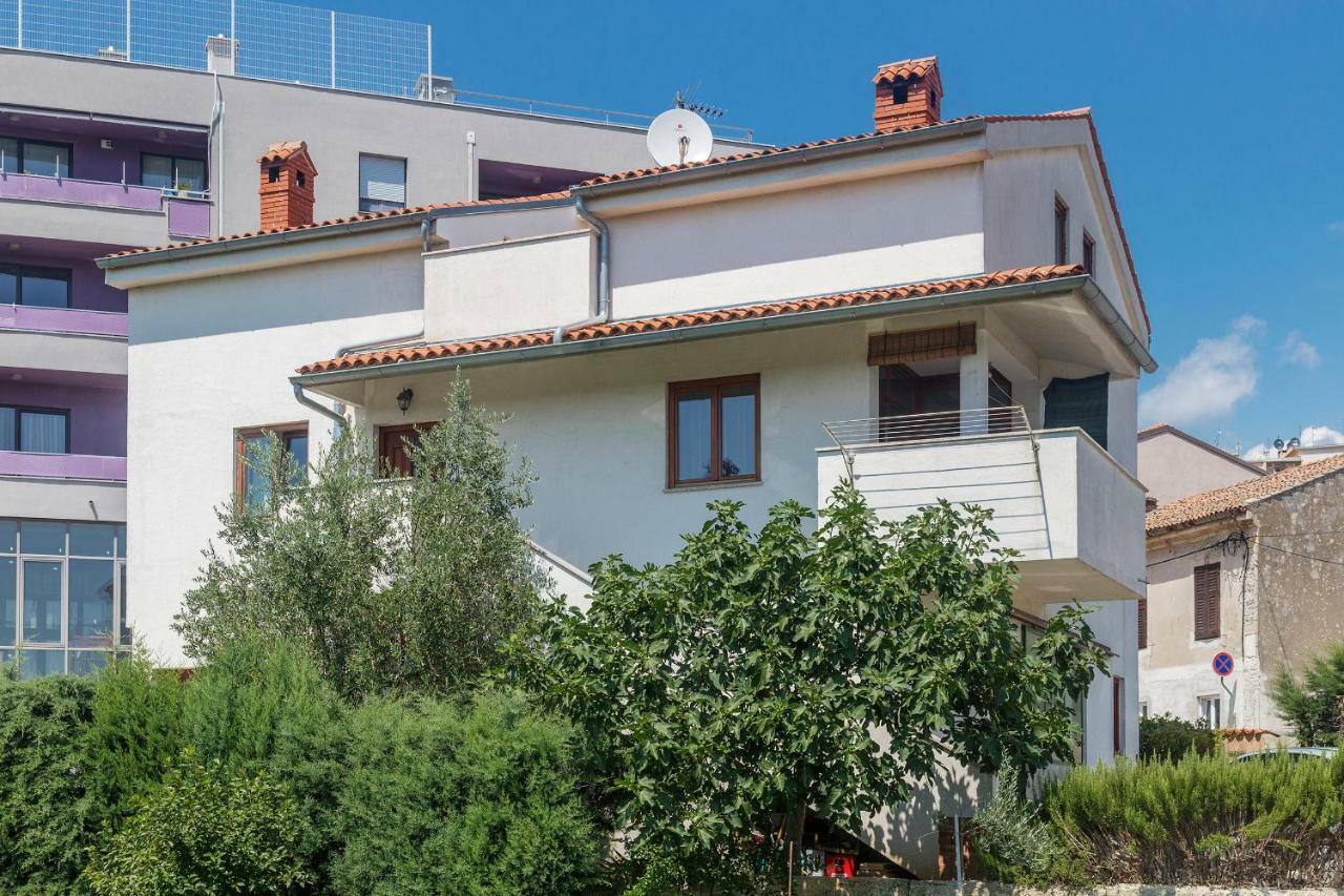 Apartmani Suzi Pula Exterior foto